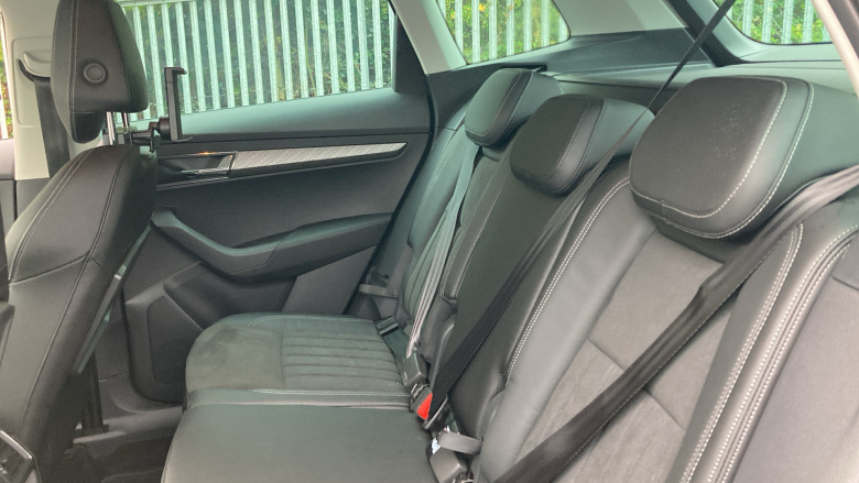 Skoda Karoq 1.5 TSI SE L 5dr Petrol Estate